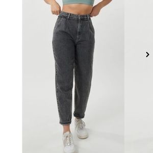 size 3 black acid washed garage 80s mom jeans